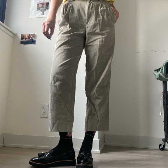 Vintage corduroy mid-rise ankle length beige pants - Picture 5 of 6